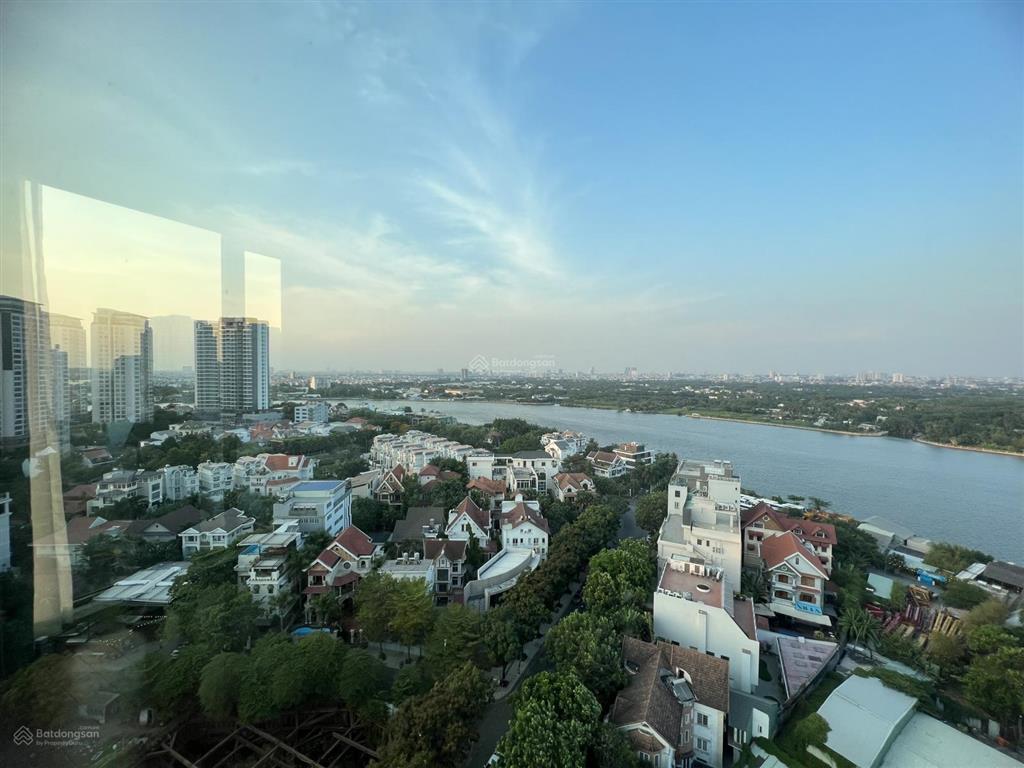 Chủ nhà cần bán nhanh căn 4 pn tại d'edge thảo điền  view trực diện sông  sẵn hđ thuê giá cao