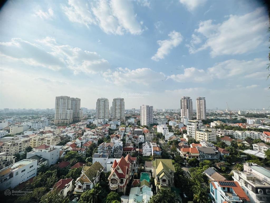 Chủ nhà cần ra nhanh căn 2 phòng ngủ  diện tích lớn  giá tốt thị trường 11,8 tỷ