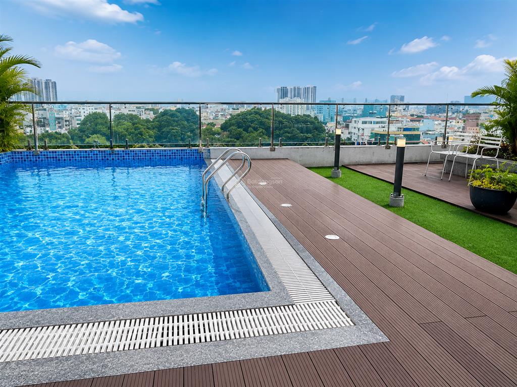 Căn góc 70m2 2pn charmington lapointe 181 cao thắng, q10