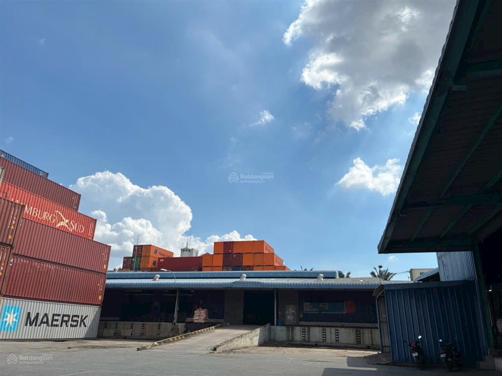 Cho thuê kho 2.000m2 ngay mặt tiền ql1a thủ đức, pccc tự động, cont 24/24