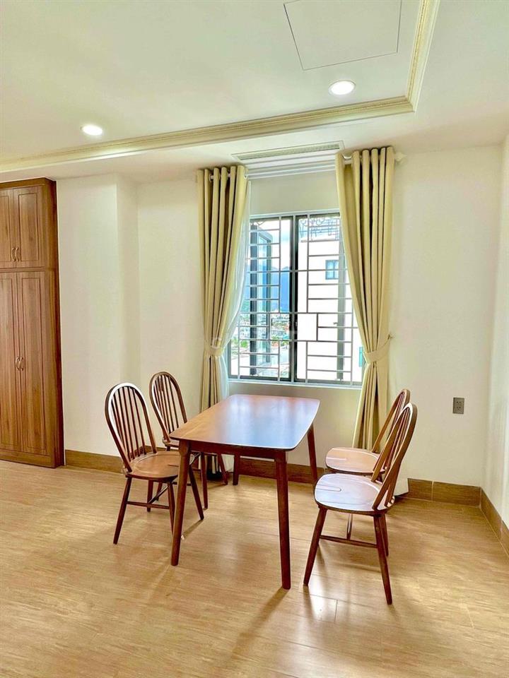 Cho thuê căn hộ đầy đủ nội thất , mt đường Phước Long Nha trang