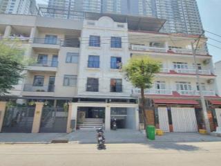 Bán gấp tòa chdv hầm trệt 4 lầu thang máy,15 phòng, giá 25.8 tỷ, mặt tiền lê thị chợ, kdc lacasa,q7