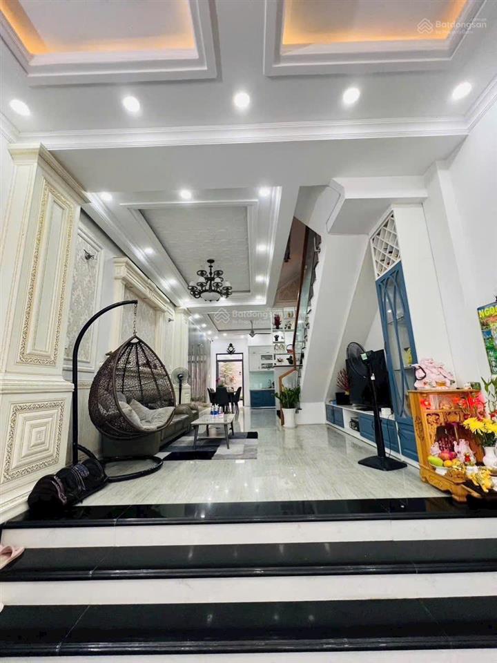 Hot! ngộp ngân hàng giảm 1 tỷ nhà đẹp 4 tầng 4.5x22m, mặt tiền hẻm xe hơi nhà bè chỉ 7.5 tỷ