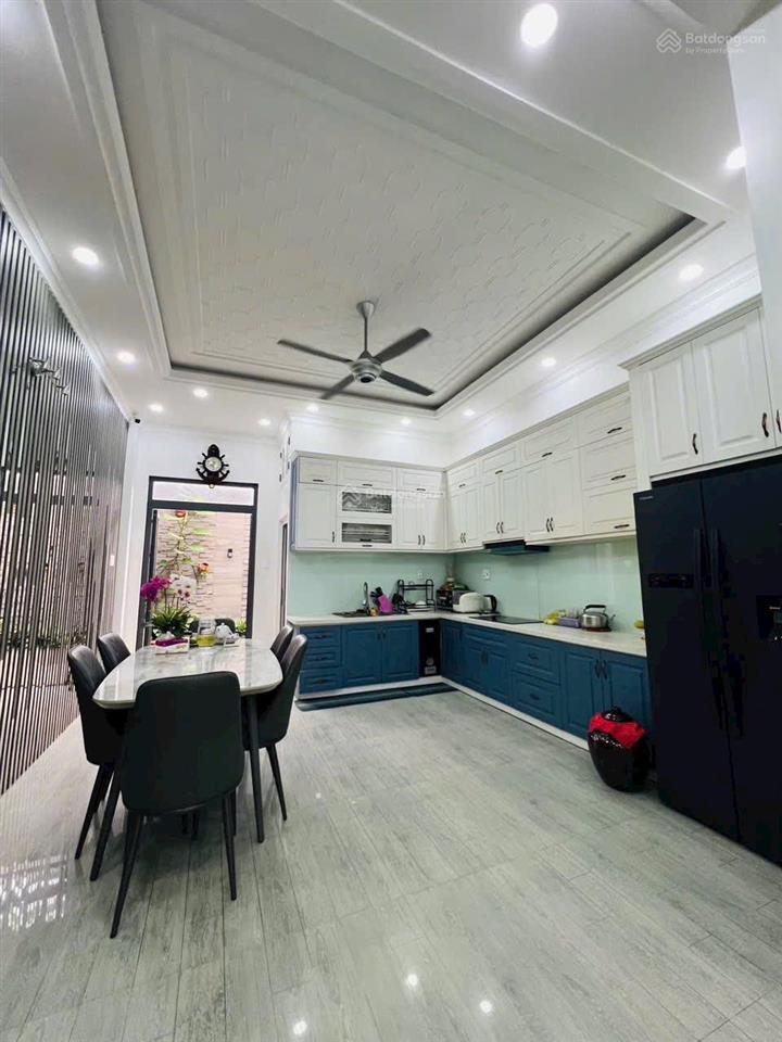 Hot! ngộp ngân hàng giảm 1 tỷ nhà đẹp 4 tầng 4.5x22m, mặt tiền hẻm xe hơi nhà bè chỉ 7.5 tỷ