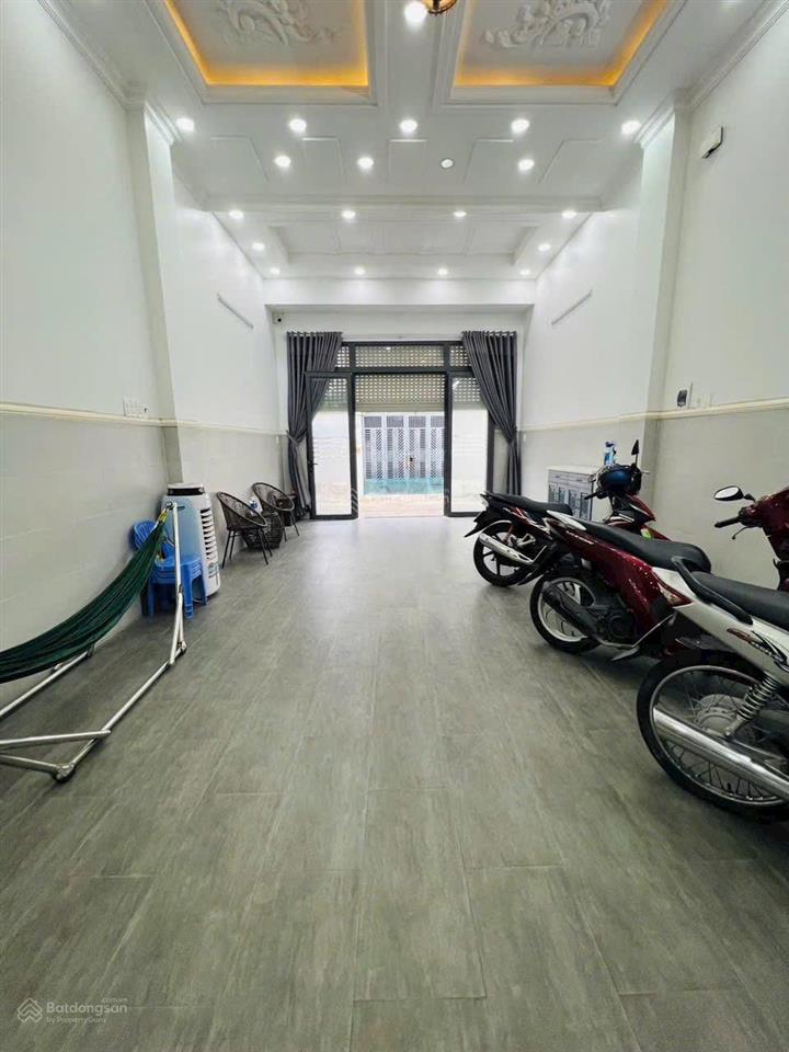Hot! ngộp ngân hàng giảm 1 tỷ nhà đẹp 4 tầng 4.5x22m, mặt tiền hẻm xe hơi nhà bè chỉ 7.5 tỷ