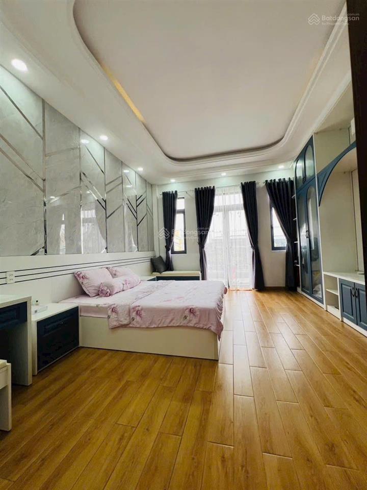 Hot! ngộp ngân hàng giảm 1 tỷ nhà đẹp 4 tầng 4.5x22m, mặt tiền hẻm xe hơi nhà bè chỉ 7.5 tỷ