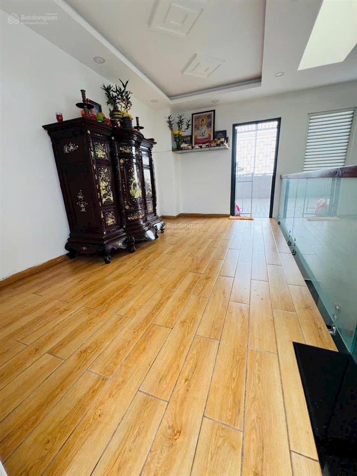 Hot! ngộp ngân hàng giảm 1 tỷ nhà đẹp 4 tầng 4.5x22m, mặt tiền hẻm xe hơi nhà bè chỉ 7.5 tỷ