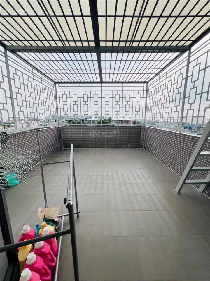 Hot! ngộp ngân hàng giảm 1 tỷ nhà đẹp 4 tầng 4.5x22m, mặt tiền hẻm xe hơi nhà bè chỉ 7.5 tỷ