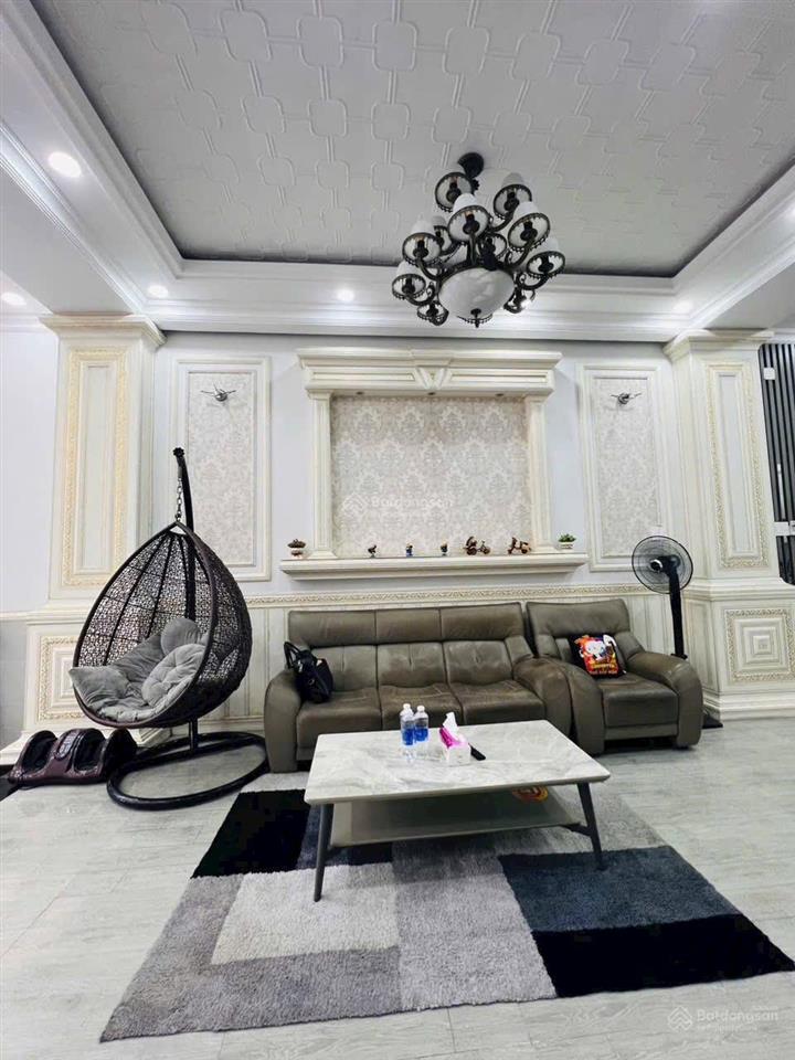 Hot! ngộp ngân hàng giảm 1 tỷ nhà đẹp 4 tầng 4.5x22m, mặt tiền hẻm xe hơi nhà bè chỉ 7.5 tỷ