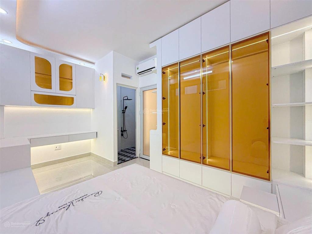 Hot! bán nhà đẹp 3 tầng 5x12m, xe hơi đậu trong nhà, giá 9,99 tỷ gò ô môi, quận 7 kế phú mỹ hưng