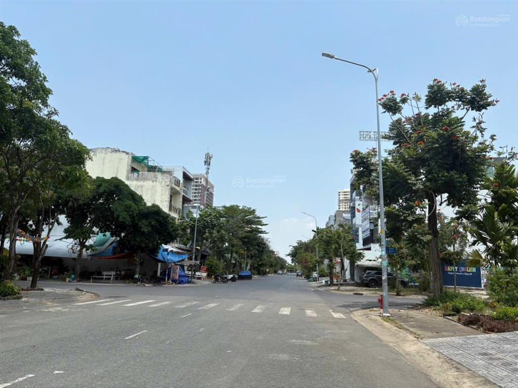 Kèo thơm! kẹt tiền bán rẻ nhà 4 tầng 5x18m mặt tiền đường chính 20m d1 khu tđc phú mỹ quận 7