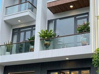 Hót bán nhà đẹp 3 tầng 4.2x13m sát quận7 mặt tiền hẻm xe hơi dương cát lợi full nội thất,chỉ 7.25tỷ