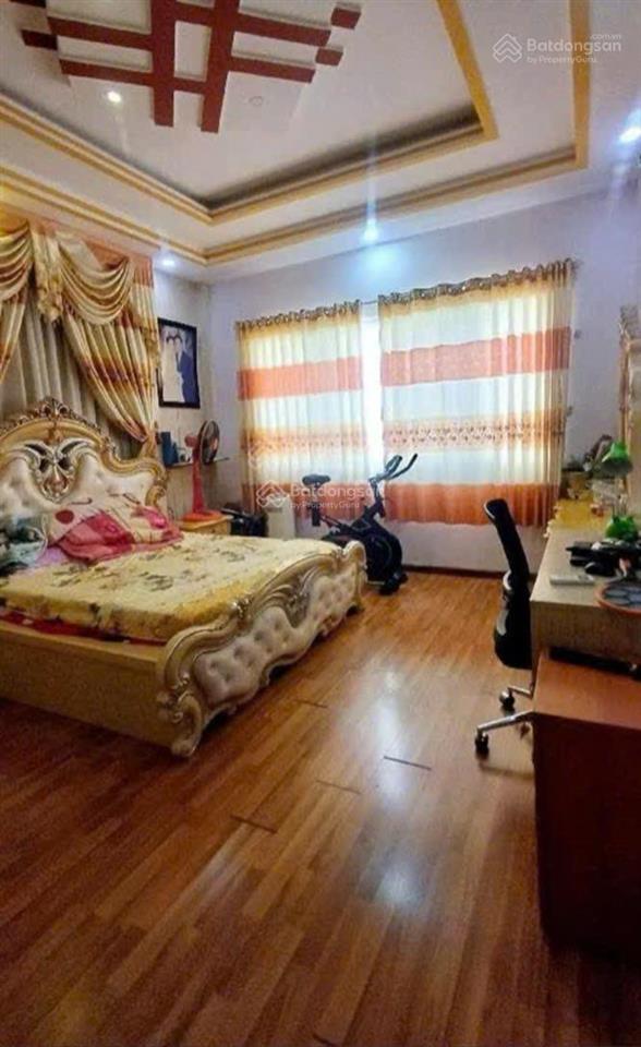Hot bán gấp nhà 4 tầng 4.5x21m sát quận 7 mặt tiền hẻm xe hơi dương cát lợi full nội thất, 7.7 tỷ