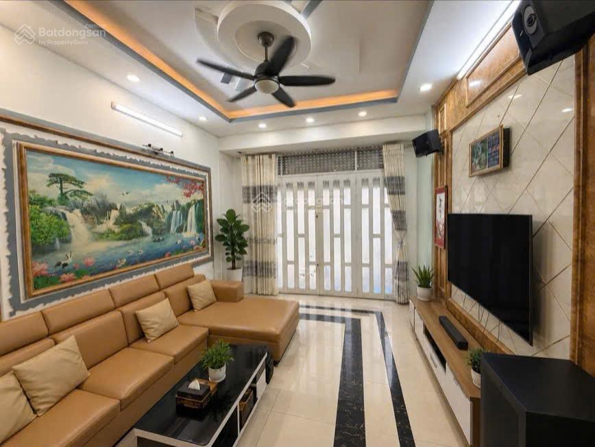 Chỉ 5.99 tỷ có ngay nhà 3 tầng 4.2x14.6m mặt tiền hẻm xe hơi, huỳnh thị đồng, tt nhà bè, sát quận7