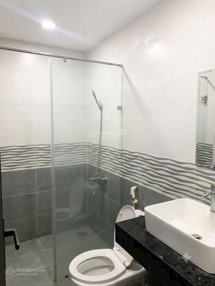 Hàng hiếm bán gấp nhà đẹp 4 tầng 4x12m, sổ riêng, giá 4,35 tỷ, hẻm 1979 huỳnh tấn phát sát quận 7
