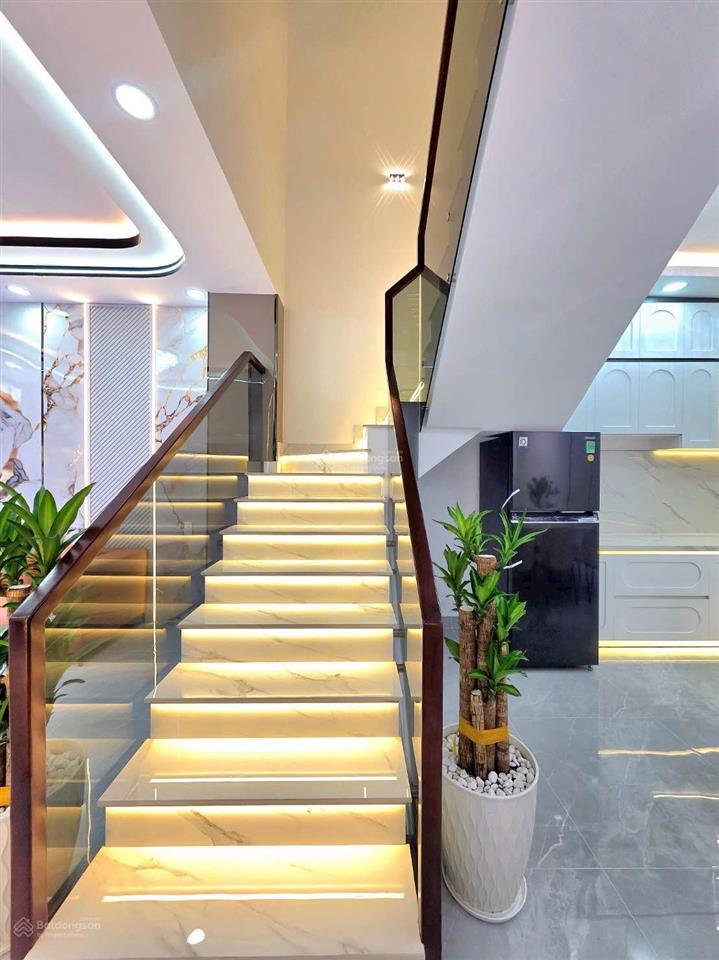 Hot! bán gấp nhà đẹp 2 tầng 4x14.5m, giá chỉ 5.69 tỷ, hẻm xe hơi 1942 huỳnh tấn phát gần quận 7