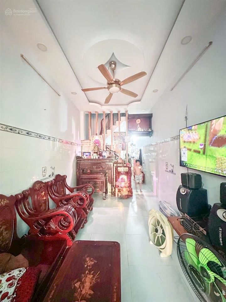 Bán nhà 4 tầng 6x17m chia làm 2 căn siêu rẻ cơ hội vừa ở vừa cho thuê, 5.38 tỷ, huỳnh tấn phát nb
