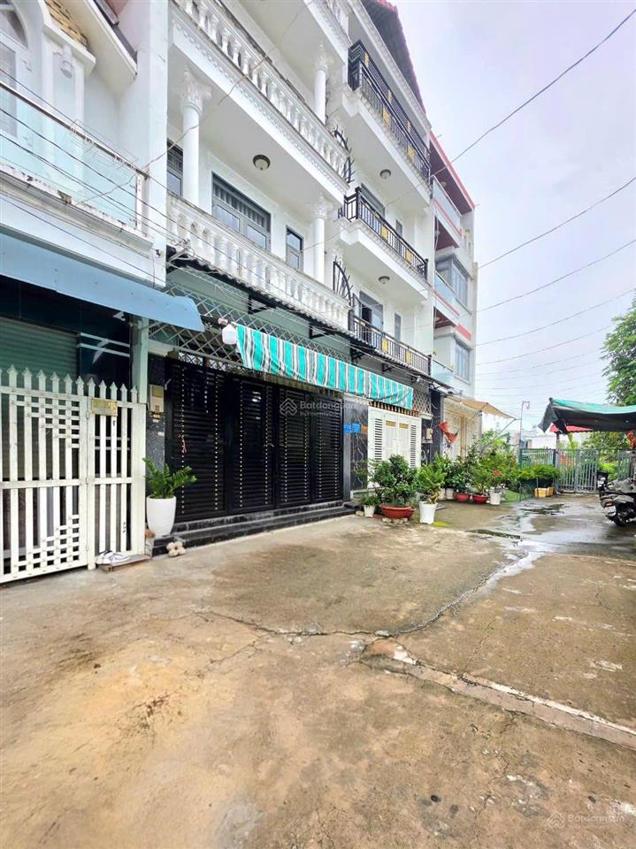 Hót! bán gấp nhà trệt lầu sân thượng 5x10m, giá chỉ 4.99 tỷ, hẻm xe tải huỳnh tấn phát gần quận 7