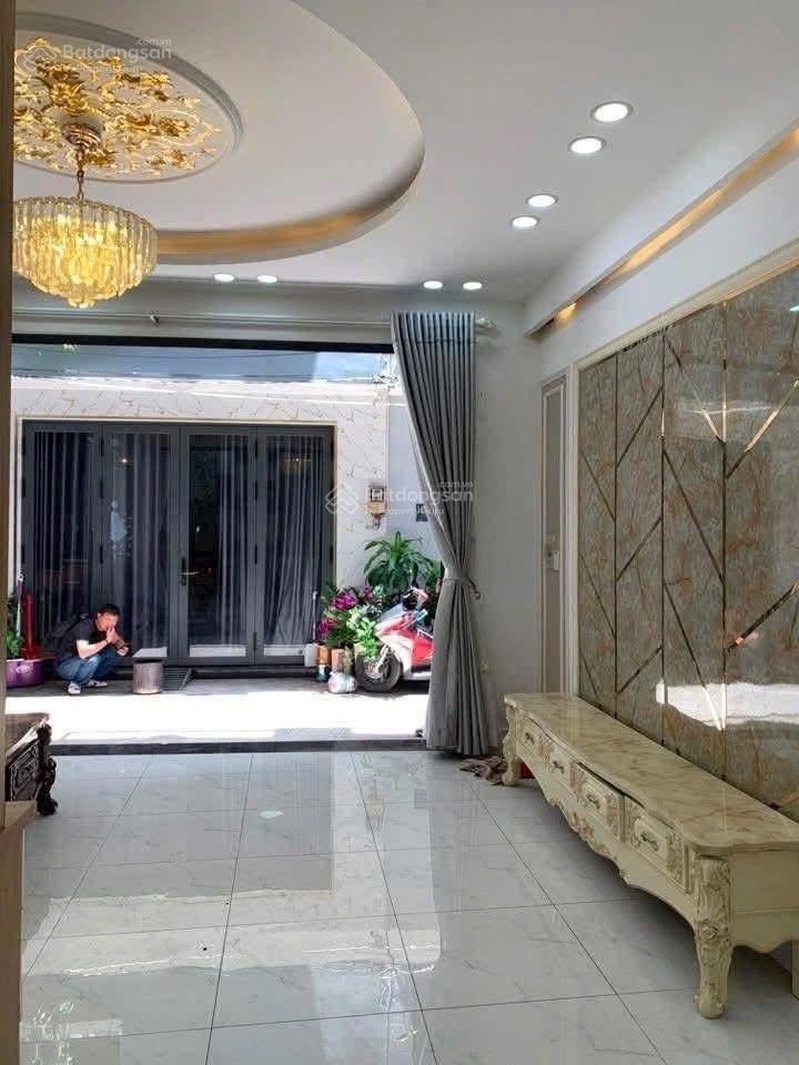 Bán gấp nhà đẹp 3 tầng 5x10m, full nội thất, huỳnh tấn phát quận 7 gần phú mỹ hưng chỉ 5,69 tỷ