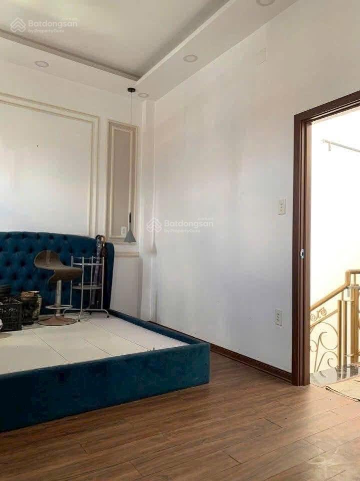 Bán gấp nhà đẹp 3 tầng 5x10m, full nội thất, huỳnh tấn phát quận 7 gần phú mỹ hưng chỉ 5,69 tỷ