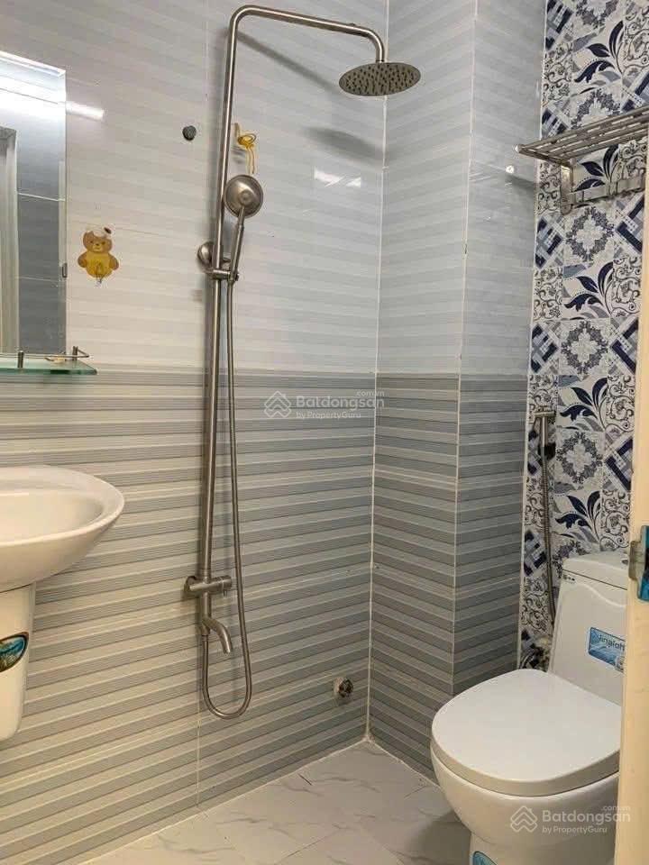 Bán gấp nhà đẹp 3 tầng 5x10m, full nội thất, huỳnh tấn phát quận 7 gần phú mỹ hưng chỉ 5,69 tỷ