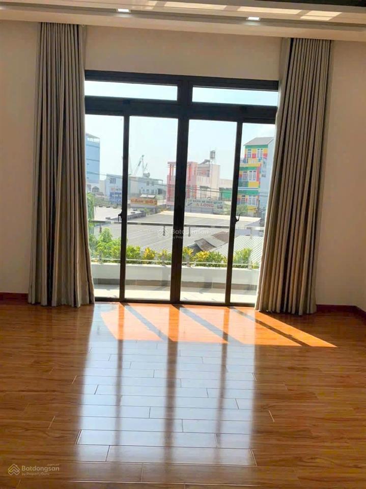 Ngộp bán rẻ nhà mới đẹp 4 tầng 5x19m, full nội thất, giá 7.5 tỷ, hẻm xe hơi huỳnh tấn phát, nhà bè