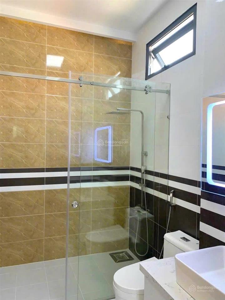 Ngộp bán rẻ nhà mới đẹp 4 tầng 5x19m, full nội thất, giá 7.5 tỷ, hẻm xe hơi huỳnh tấn phát, nhà bè