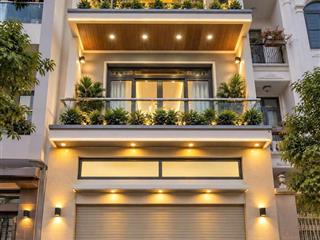 Ngộp bán rẻ nhà mới đẹp 4 tầng 5x19m, full nội thất, giá 7.5 tỷ, hẻm xe hơi huỳnh tấn phát, nhà bè