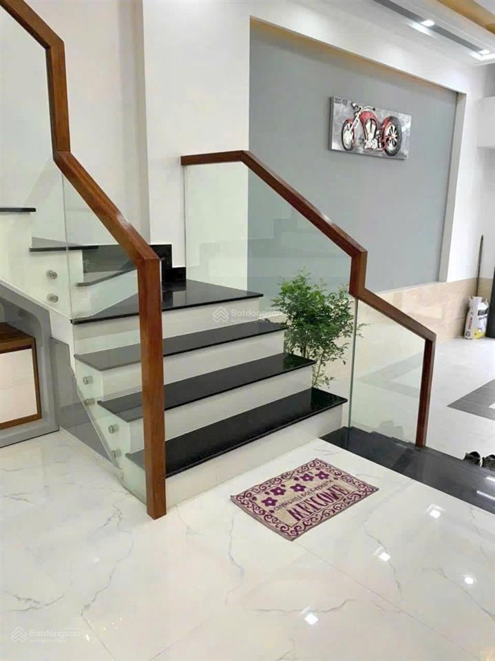 Ngộp bán rẻ nhà mới đẹp 4 tầng 5x19m, full nội thất, giá 7.5 tỷ, hẻm xe hơi huỳnh tấn phát, nhà bè