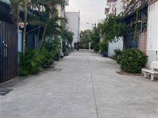 Kẹt tiền bán gấp đất 5.3x15m, hẻm xe hơi đào tông nguyên, nhà bè, sổ hồng riêng, giá chỉ 3.99 tỷ