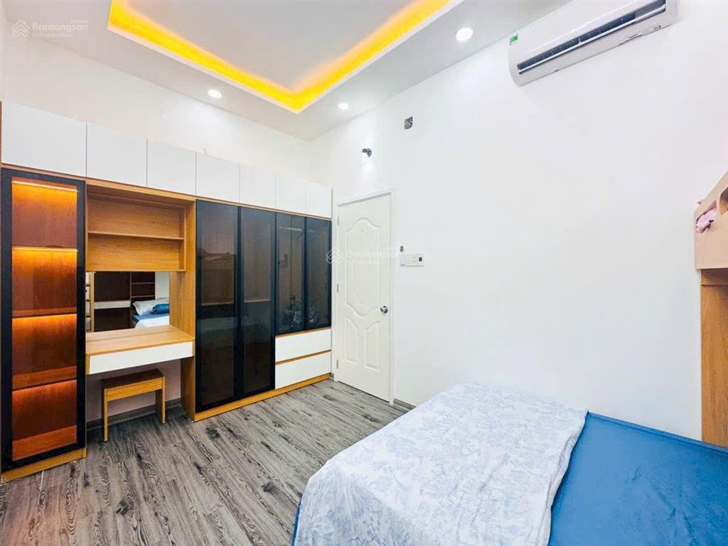 Bán gấp nhà đẹp 2 tầng tặng full nội thất 5x9m, giá chỉ 4.99 tỷ, hẻm 1942 huỳnh tấn phát sát quận7