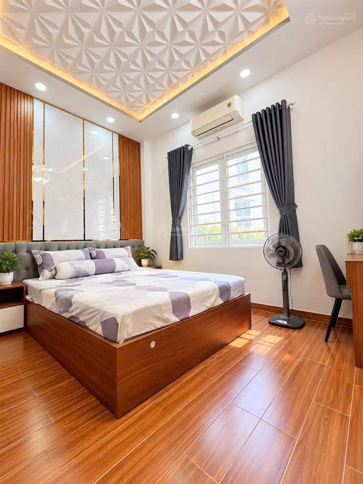 Bán gấp nhà đẹp 4 tầng 4x13m, mặt tiền kinh doanh huỳnh thị đồng nhà bè, giá nhỉnh 7 tỷ