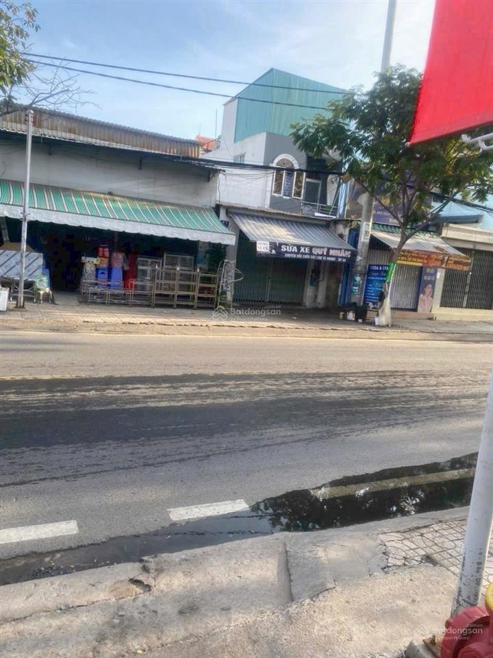 Bán rẻ nhà mặt tiền nguyễn bình  vị trí kinh doanh đẹp, 6.8x15m, giá chỉ 6.9 tỷ, nhà bè