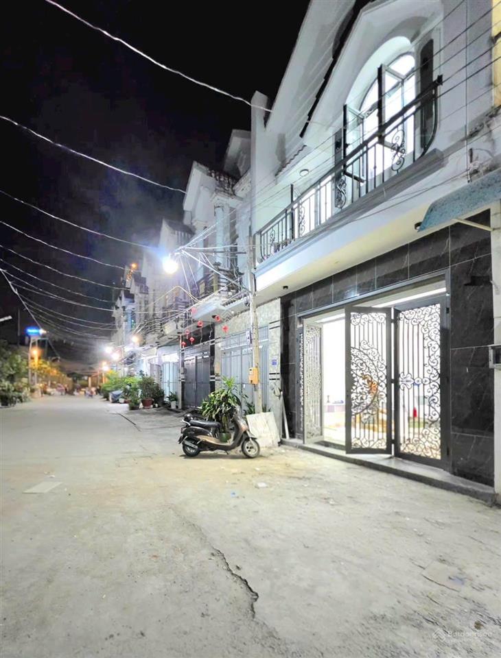 Hót!bán gấp nhà đẹp 3 tầng 5x10m, giá chỉ 4.9 tỷ, hẻm xe hơi huỳnh tấn phát nhà bè gần cầu phú xuân