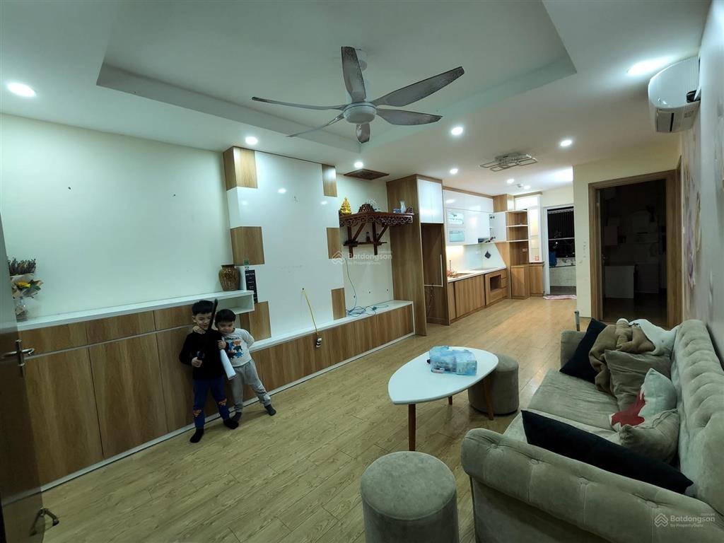 Chính chủ muốn bán căn 2 ngủ chung cư athena complex.  0374 880 ***