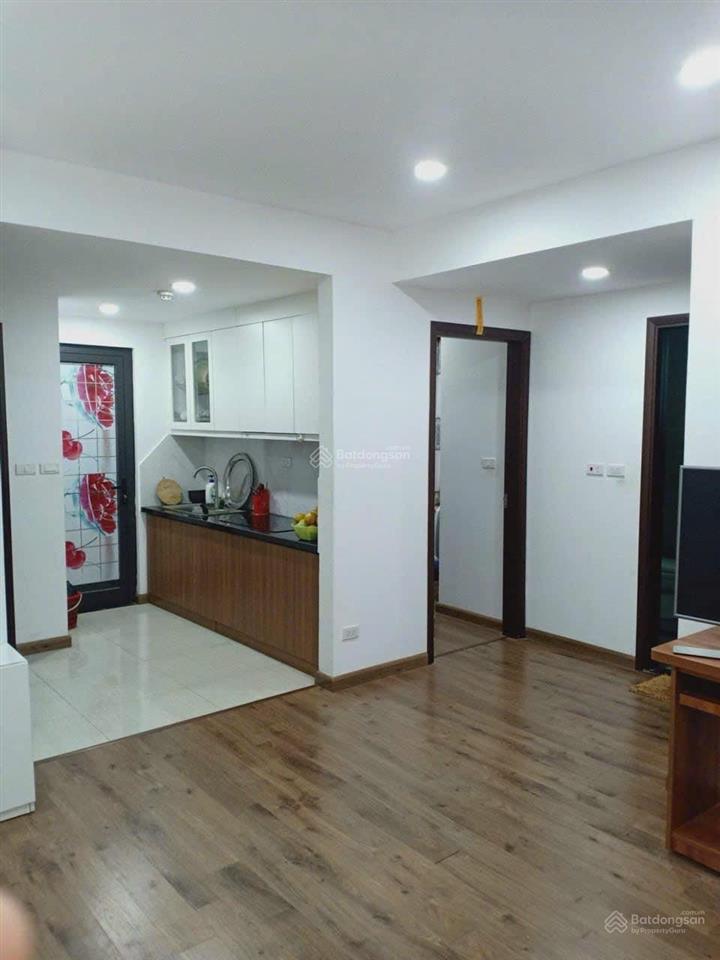 Bán căn 2 ngủ view hồ chung cư hateco apollo.  0374 880 ***
