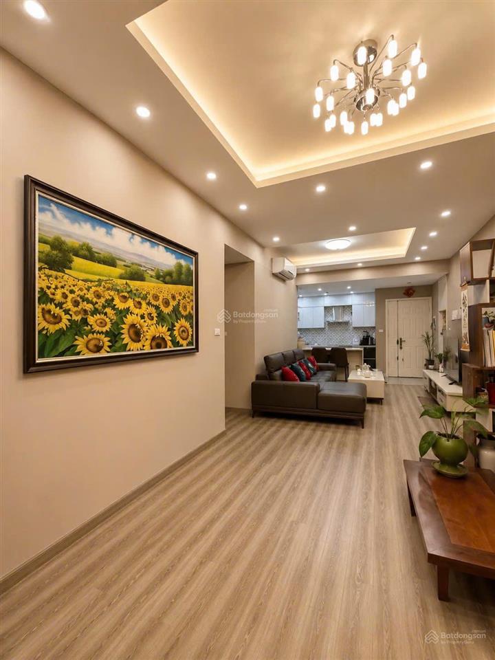 Bán căn 116m giá 7,5 tỷ chung cư ct2 xuân phương.  0374 880 ***