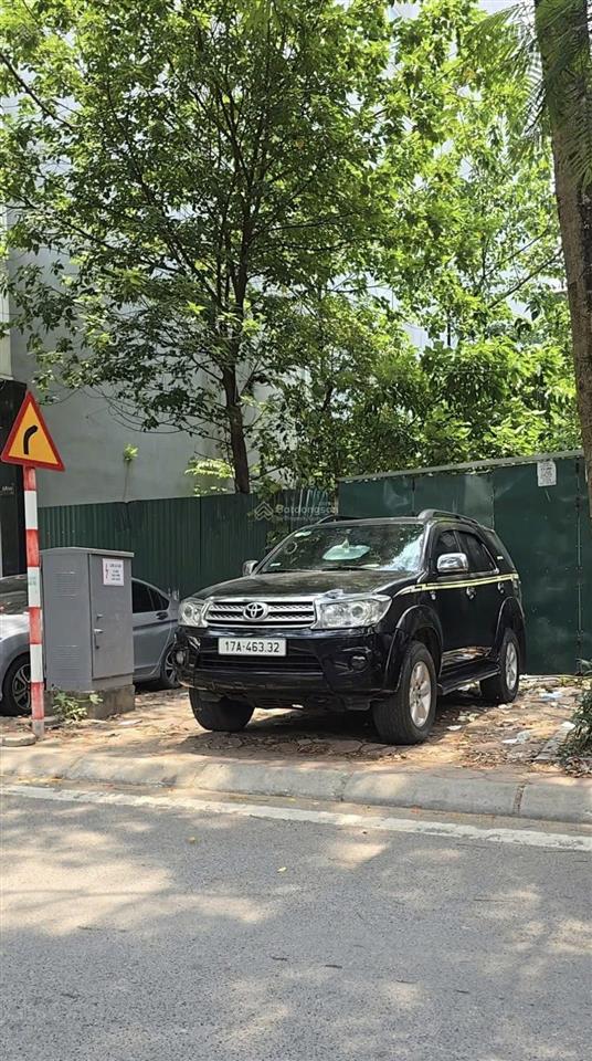 Bán đất phố giải phóng vị trí đẹp  khu vực sầm uất nhất phố.