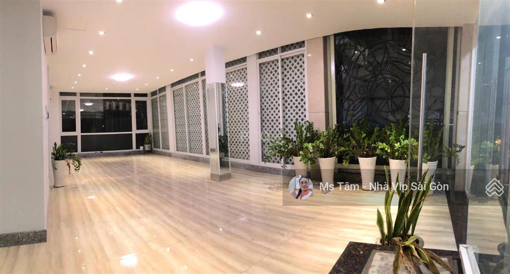 35 tỷbán toà góc dòng tiền 2mt mạc đĩnh chi điện biên phủ quận 1(8,2 x15m)giá 34 tỷ 0932 723 *** tâm