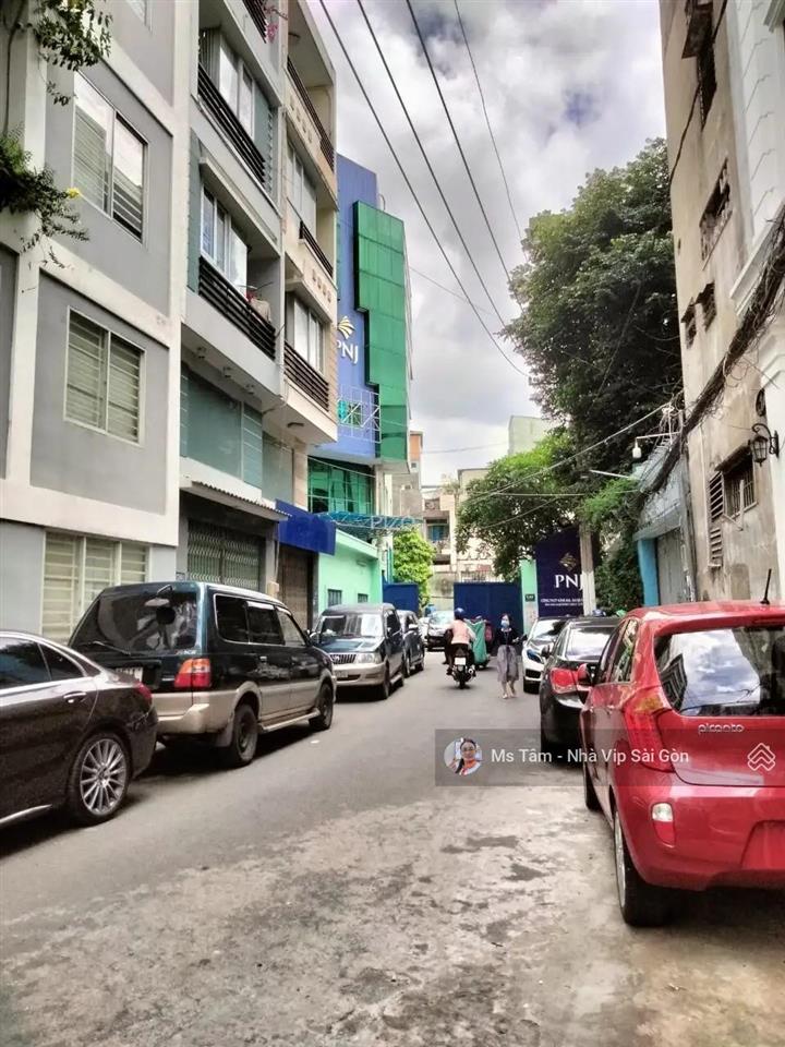 Chdv 12 phòng(6 x 15m)nở hậu 6 tầng thang máy huỳnh văn bánh,phú nhuậnthuê 60 triệu 0932 723 ***
