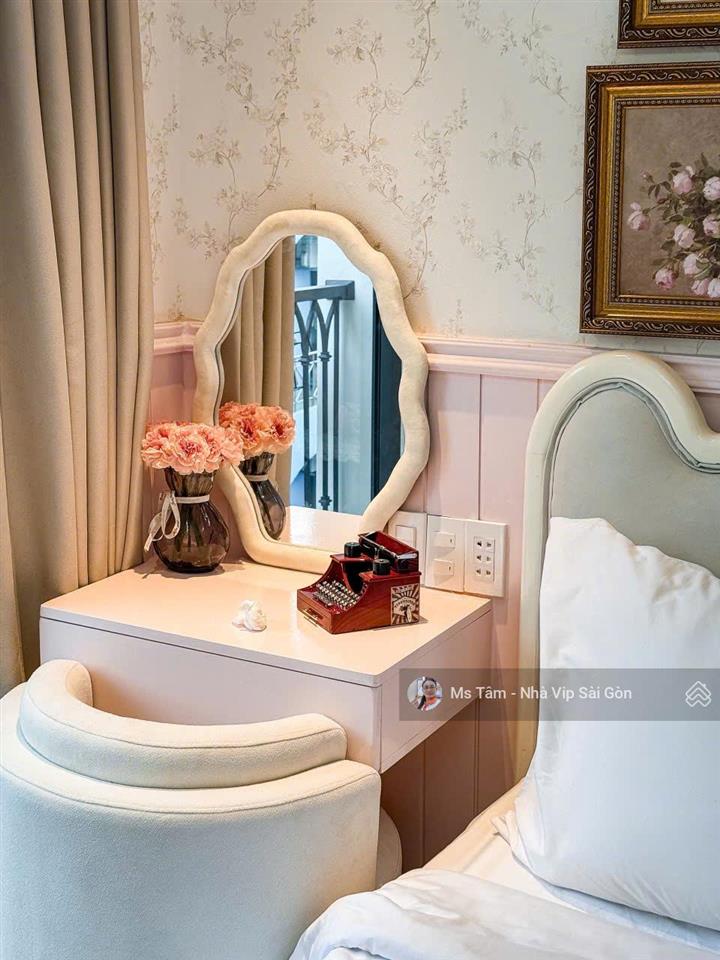 Bán nhà mặt tiền hoa lan chỉ 16 tỷ  phan xích long hầm + 4 tầngtiện kd. gọi ngay 0932 723 *** e tâm