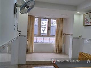 Mặt tiền thích quảng đức chỉ 7 tỷ  4 tầng  sầm uất buôn bán  hợp vừa ở vừa kd  0932 723 *** tâm