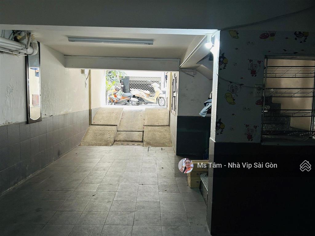 Bán nhà hoa lan  hoa sứ chỉ 15,8 tỷ khu phan xích long hầm 4 tầng tiện kd   ngay 0932 723 *** tâm