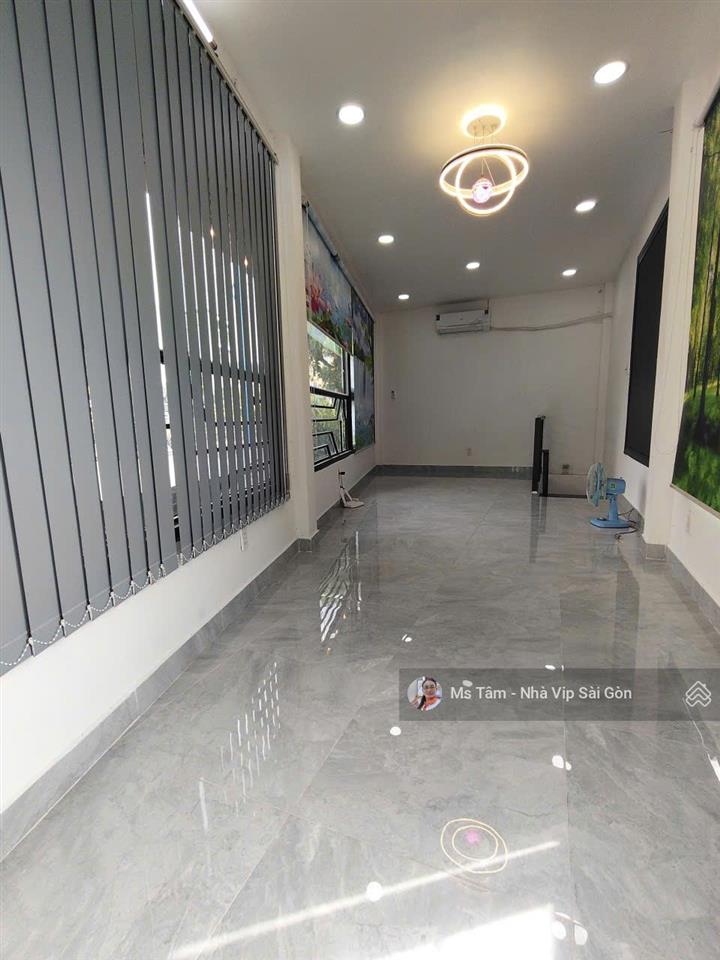 Bán nhà mặt tiền quận 1 giá 5,8 tỷ tl ngang to tiện kinh doanh văn phòng, cà phê quán ăn 0932 723 ***