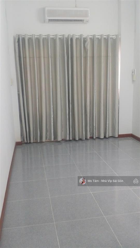 Mặt tiền phú nhuận đầu tư chỉ 7 tỷ  4 tầng  sầm uất buôn bán  hợp vừa ở vừa kd  0932 723 *** tâm