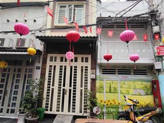 Chỉ 9.9 tỷ có ngay nhà bến thành q1 hẻm 8mcấp 4 tiện xây mớisổ sẵn cc ngay 0932 723 *** ms tâm