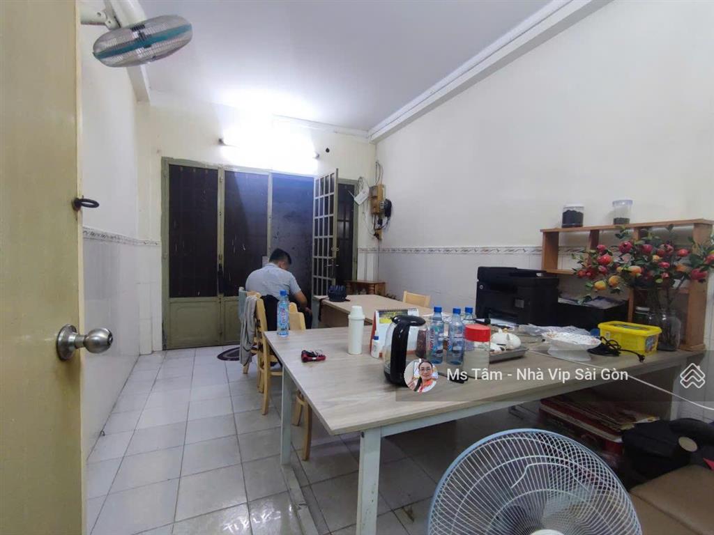 Bán nhà trần quang khải, q. 1 chỉ 6,5 tỷ  tiện ở cho thuê, kinh doanhdtcn 28,6m2 giá chỉ 6,6 tỷ