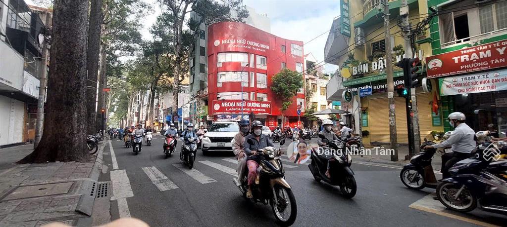Bán nhà mặt phố trần quang khải, tân định, q1  31 tỷ, 6 tầng thang máy gồm 13 chdv sàn gần 500m2