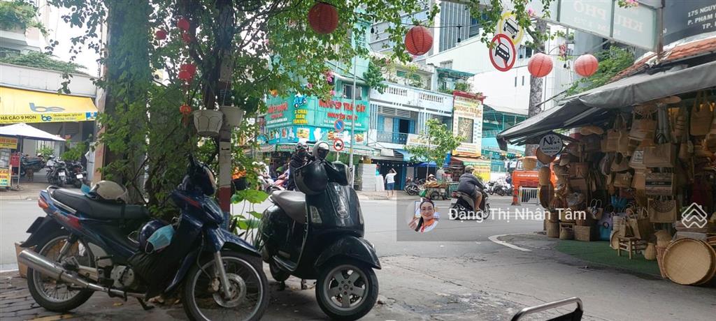 Gấp chốt lẹ căn góc cà phê 2mt nguyễn thị minh khai q1  4 tầng chỉ 17 tỷ hđt 50tr 0932 723 *** tâm