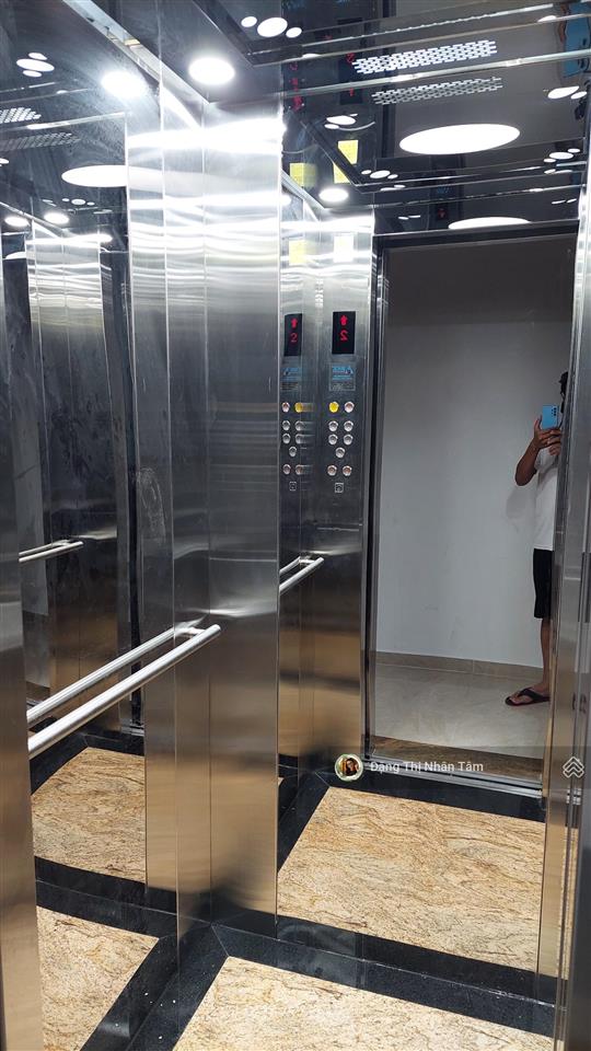 9,6 tỷ mới xây có thang máy khu phan xích long vạn kiếp  phan đăng lưu  bt 4 tầng   0932 723 ***